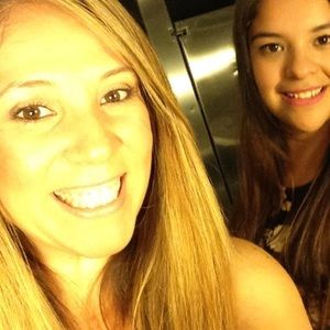 Meet your Posher, Carolina